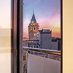 ديو غالاتا اسطنبول